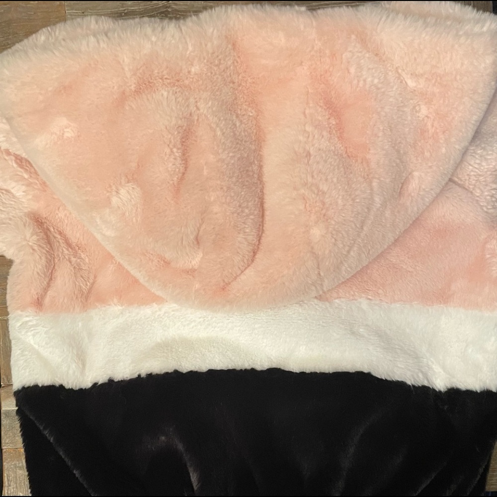 Garage Faux Fur Plush Varsity Jacket🖤 - Picture 8 of 10